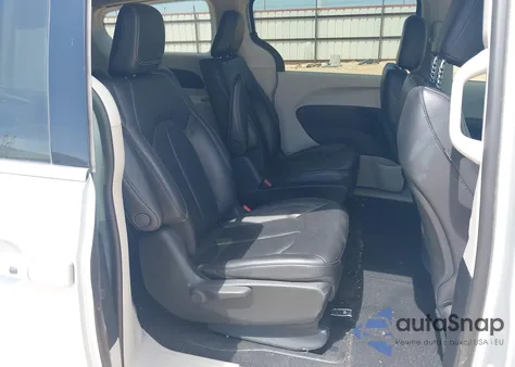 2022 Chrysler Pacifica Hybrid Touring L z USA, uszkodzony, nr VIN 2C4RC1L73NR151294